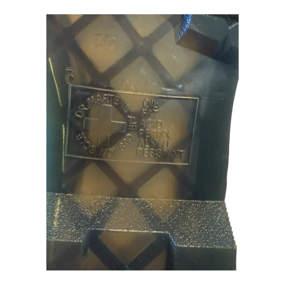 Dr. Martens woman’s 1460 Pascal Virginia Combat Boots Gunmetal Gray Sz 7 New - Picture 8 of 8